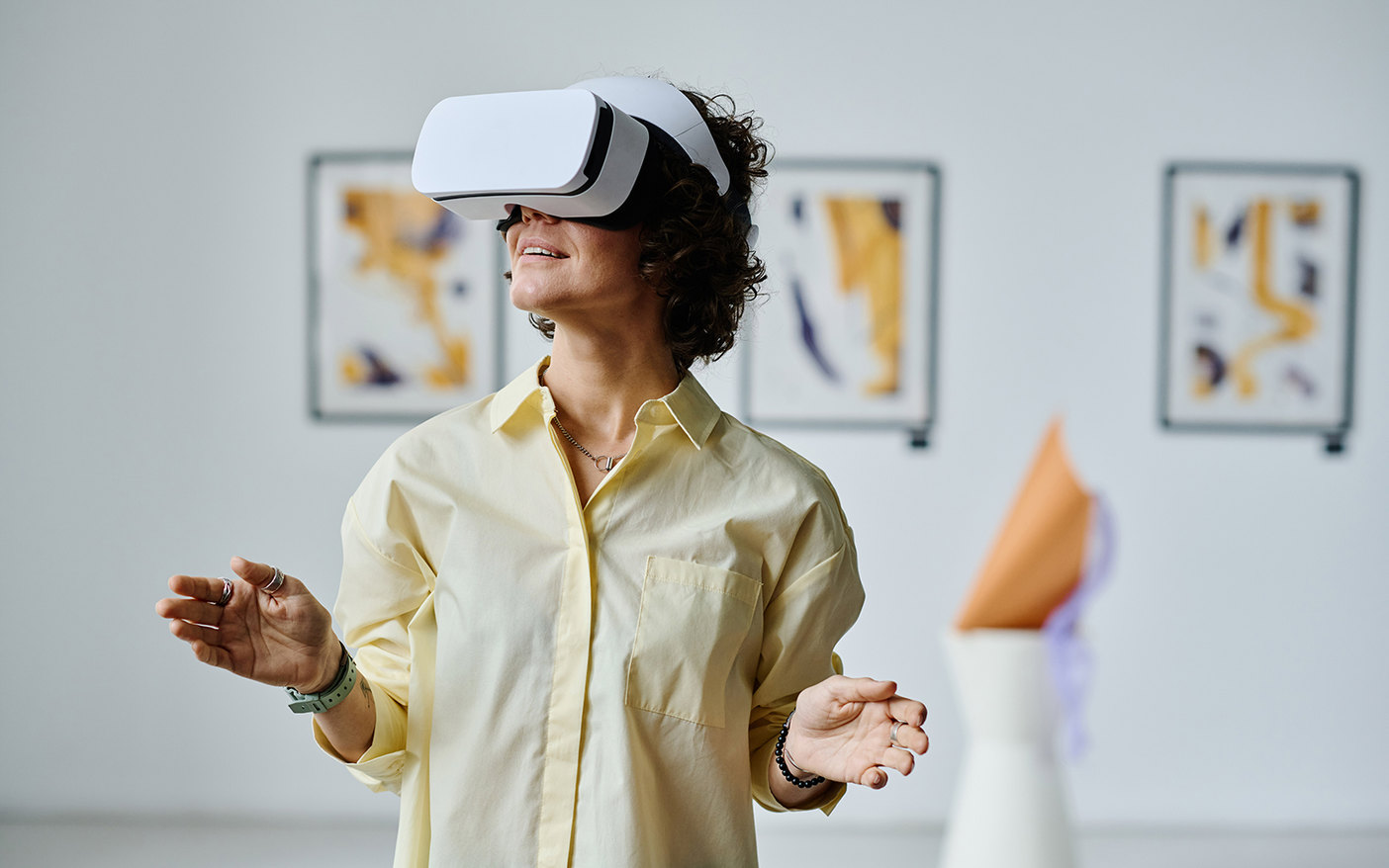 How museums utilize virtual reality to attract more visitors and ...