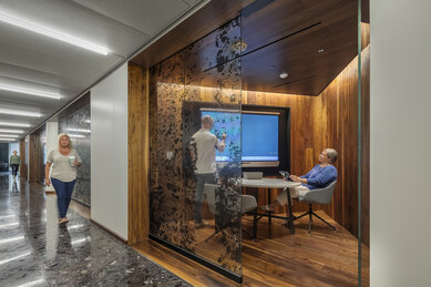 Fetzer office meeting room smithgroup
