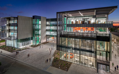 University of Texas at Dallas Engineering SmithGroup