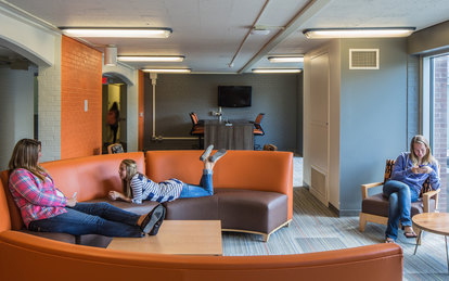 Bowling Green State University McDonald Hall Interior Lounge Architecture Ohio SmithGroup