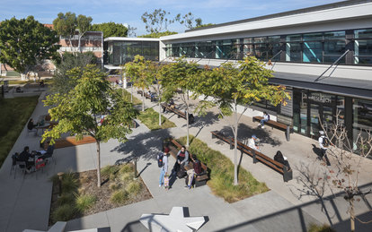 CSU Long Beach Student Success Center Courtyard 