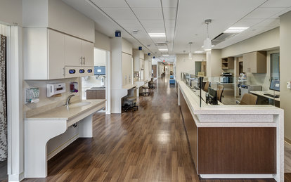 Lawrence + Memorial Hospital Cancer Center - SmithGroup