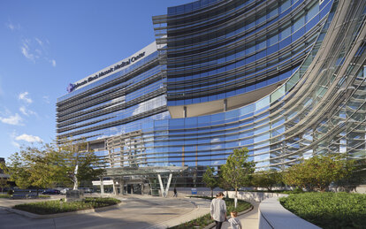 Advocate IL Exterior