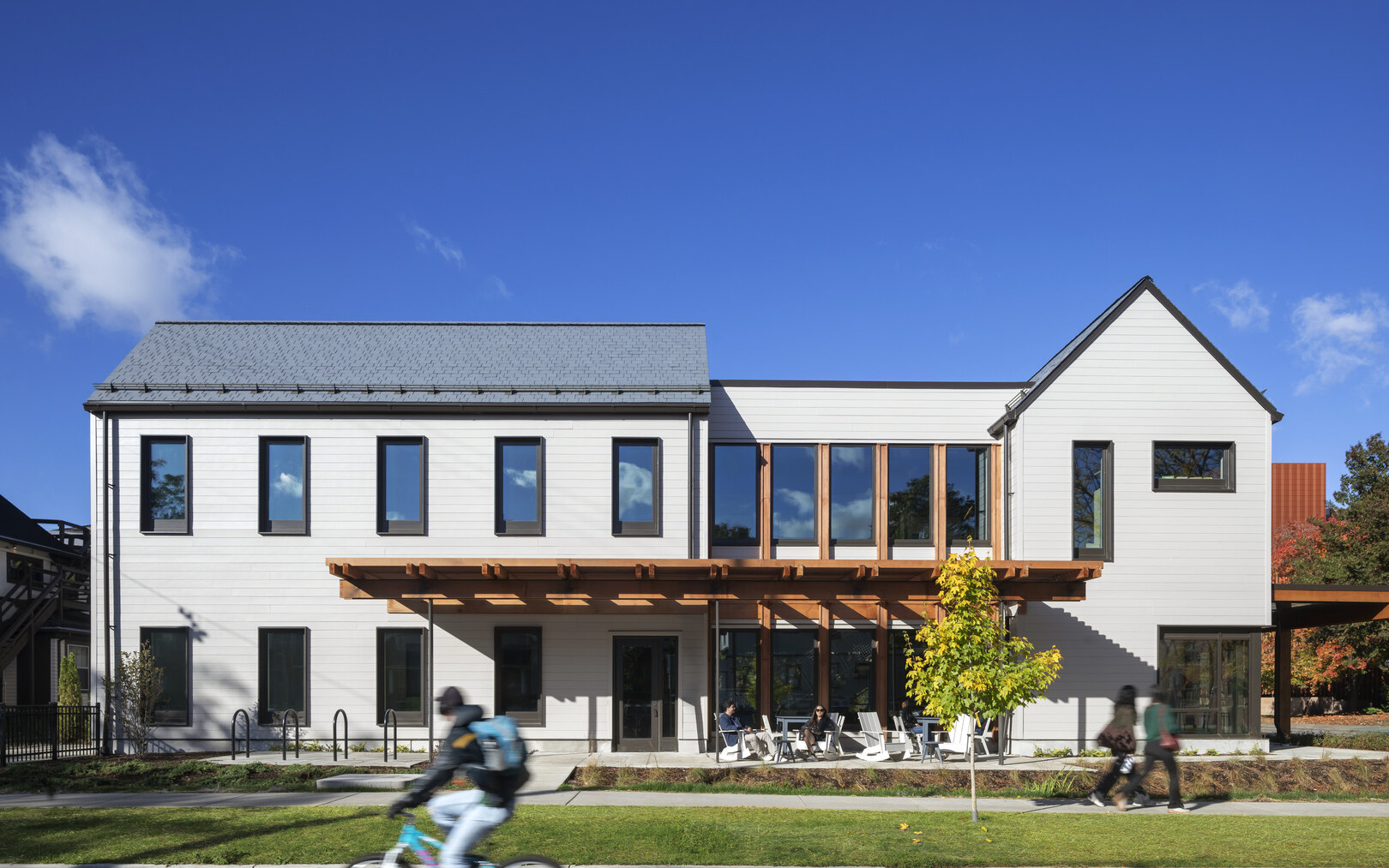 University of Michigan, Edward and Rosalie Ginsberg Building | SmithGroup